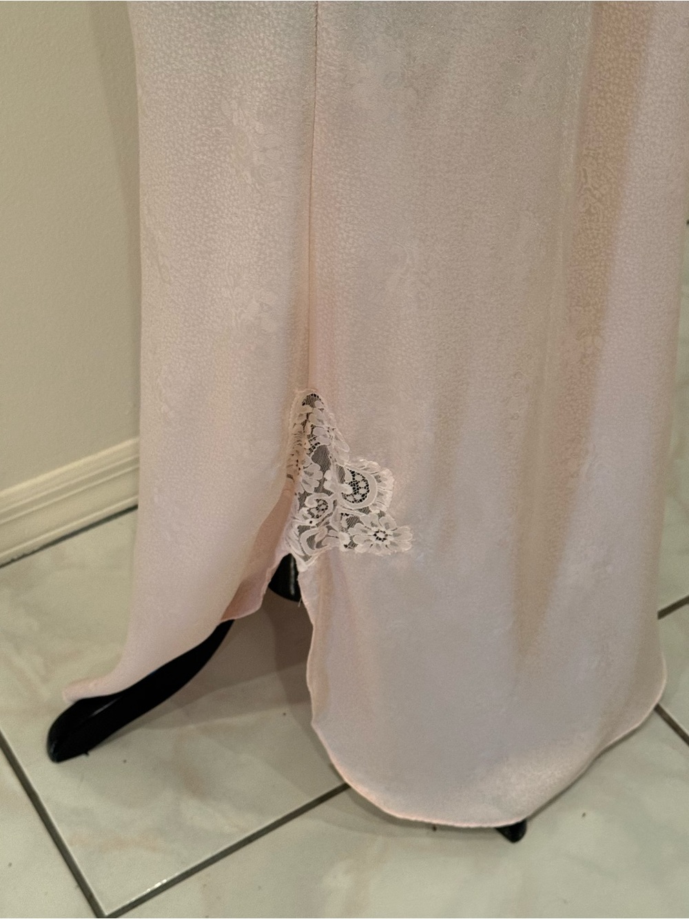 CHRISTIAN DIOR Vintage Lace Trim Pink Nightgown Lingerie Slip Dress Négligée M - Picture 9 of 16